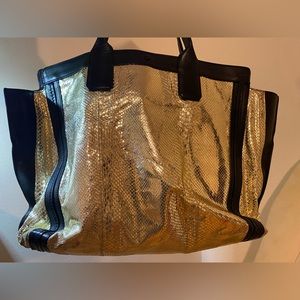 Chloe Women’s hand tote